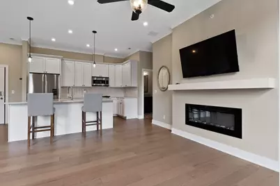 208 N Campbell Street #202, Valparaiso, IN 46385 - Photo 6