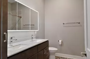 208 N Campbell St, Valparaiso, IN 46385 - Photo 14