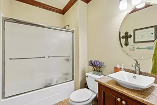 232 E 250 S, Valparaiso, IN 46383 - Photo 32