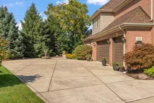 2131 White Oak Ln, Highland, IN 46322 - Photo 54