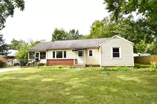 418 N Abigail St, Rensselaer, IN 47978 - Photo 2