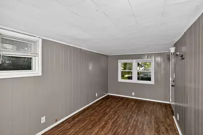 112 W 13th Street, La Porte, IN 46350 - Photo 12