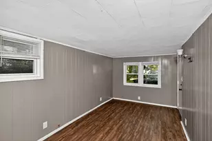 112 W 13th St, La Porte, IN 46350 - Photo 12