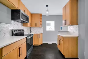 1948 McKinley St, Gary, IN 46404 - Photo 4