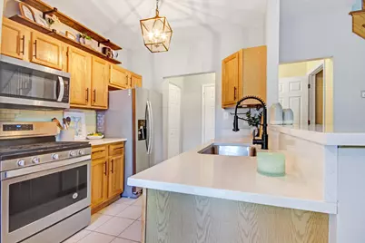 8109 Victoria Place, Crown Point, IN 46307 - Photo 10