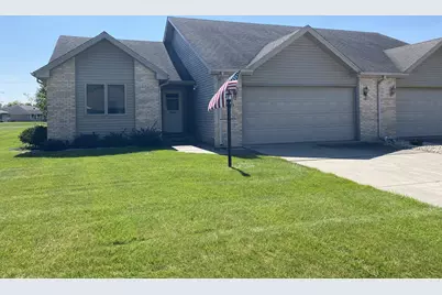 523 Hidden Oak Drive, Hobart, IN 46342 - Photo 1