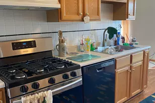 523 Hidden Oak Dr, Hobart, IN 46342 - Photo 8