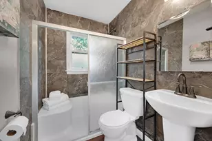 1582 Taney Pl, Gary, IN 46404 - Photo 16