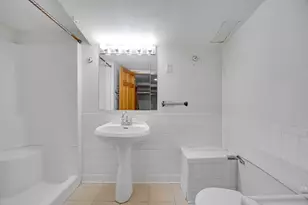 643 McKinley St, Gary, IN 46404 - Photo 20