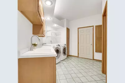 2102 Emmett Court, Valparaiso, IN 46385 - Photo 16