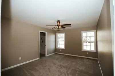 106 E Trett Street, Wheatfield, IN 46392 - Photo 18