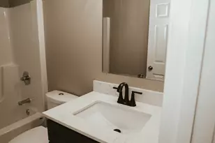 106 E Trett St, Wheatfield, IN 46392 - Photo 36