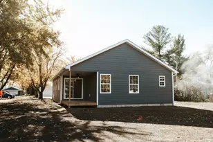 106 E Trett St, Wheatfield, IN 46392 - Photo 18