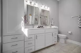 207 Academy St, Valparaiso, IN 46383 - Photo 16