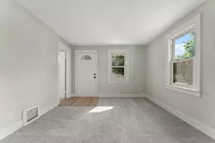 511 N West St, Crown Point, IN 46307 - Photo 10