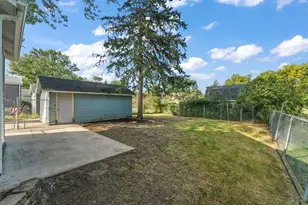 511 N West St, Crown Point, IN 46307 - Photo 6