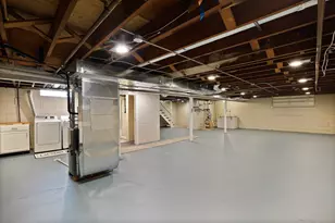 744 S Court St, Crown Point, IN 46307 - Photo 24