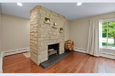 744 S Court Street, Crown Point, IN 46307 - Photo 6