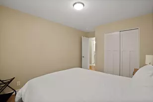 744 S Court St, Crown Point, IN 46307 - Photo 20