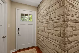 744 S Court St, Crown Point, IN 46307 - Photo 4