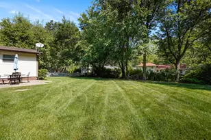 744 S Court St, Crown Point, IN 46307 - Photo 28