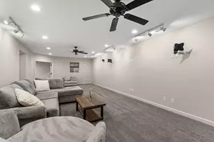 2655 Vivante Dr, Valparaiso, IN 46385 - Photo 26