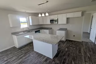 4001 W 68th Ave, Merrillville, IN 46410 - Photo 6