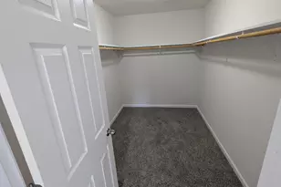 4001 W 68th Ave, Merrillville, IN 46410 - Photo 16