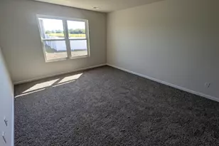 4001 W 68th Ave, Merrillville, IN 46410 - Photo 12