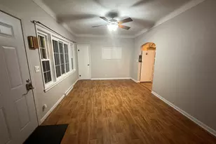 301 Hoffman St, Crown Point, IN 46307 - Photo 6