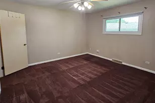 9123 Crestwood Ct, Munster, IN 46321 - Photo 12