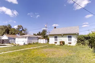 737 Cherry St, Hammond, IN 46324 - Photo 42