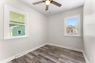 1321 Jackson St, Hobart, IN 46342 - Photo 18