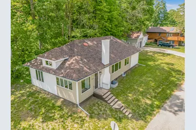 7014 N Bungalow Drive, New Carlisle, IN 46552 - Photo 6