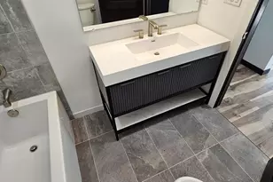 7014 N Bungalow Dr, New Carlisle, IN 46552 - Photo 44