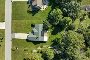 3216 W Greenbriar Ln, La Porte, IN 46350 - Photo 36