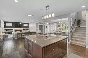 13028 Waterleaf Dr, Saint John, IN 46373 - Photo 6