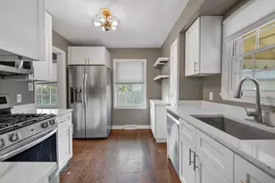 1206 Sycamore St, Crown Point, IN 46307 - Photo 16