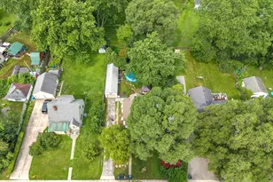 1206 Sycamore St, Crown Point, IN 46307 - Photo 10