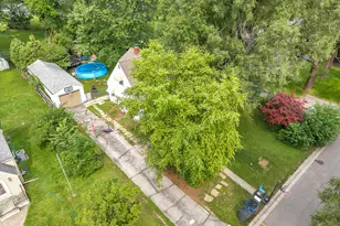 1206 Sycamore St, Crown Point, IN 46307 - Photo 6