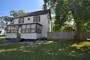 513 N College Ave, Rensselaer, IN 47978 - Photo 2