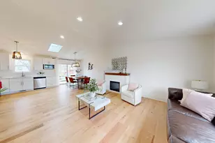 3064 Parkwood Pl, Crown Point, IN 46307 - Photo 4