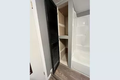 1802 Evans Avenue, Valparaiso, IN 46383 - Photo 32