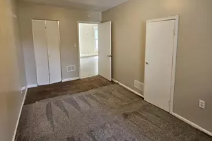 124 N Liberty St, Lowell, IN 46356 - Photo 10