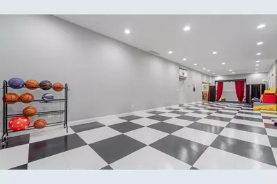 520 E 700 N, Valparaiso, IN 46383 - Photo 46