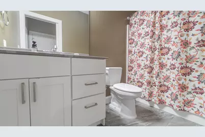 520 E 700 N, Valparaiso, IN 46383 - Photo 50