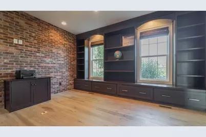 520 E 700 N, Valparaiso, IN 46383 - Photo 16