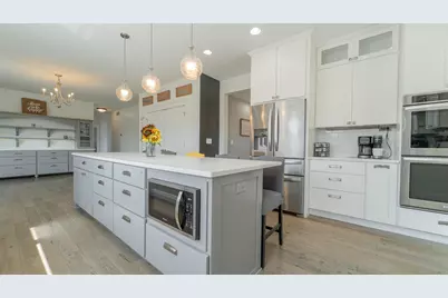 520 E 700 N, Valparaiso, IN 46383 - Photo 8