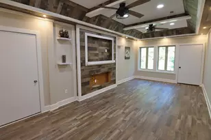 1232 W 650 N, La Porte, IN 46350 - Photo 10