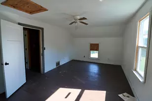 3466 S State Road 104, La Porte, IN 46350 - Photo 14